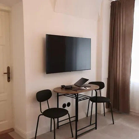 London 1891 Aparthotel Karlovy Vary